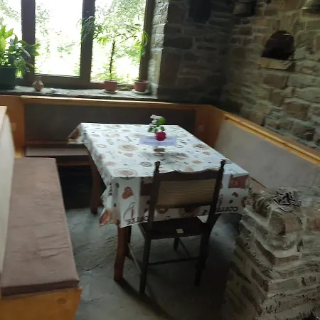 дургунската къща -durgunskata Kashta 4* Stolat